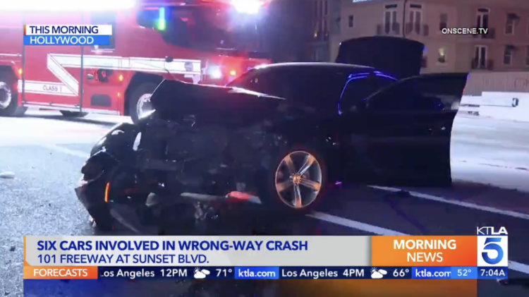 1 hurt in 6-car crash on 101 Freeway in Hollywood
