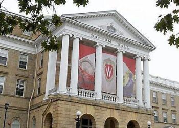 Amid National Debate Over Foreign Nationals in Higher Ed, UW Reports Employing 500 Foreigners