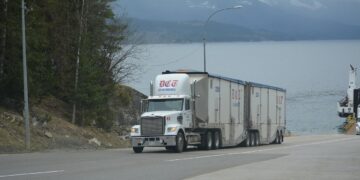 DOT Withholds $40 Million from California Over Truck Driver English-Proficiency Rules 