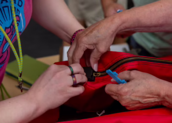 Wisconsin GOP advised officials not to count late-arriving ballots, raising possibility of legal challenge