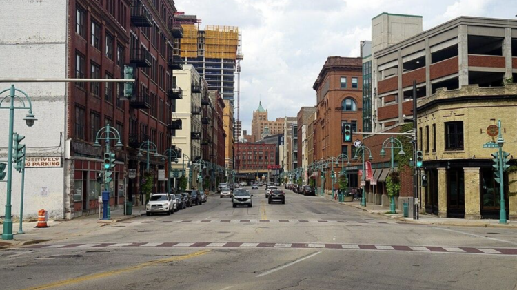 Milwaukee Food Truck Curfew Blocked Amid Lawsuit Over Late-Night Sales Ban