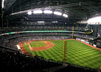 Brewers Eliminate Padres, Set Up NLCS Rematch With Dodgers